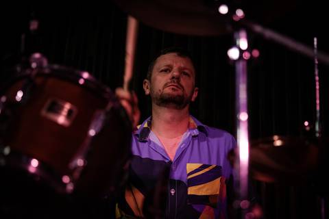 Baterista
  da banda The Streams Rock Band, em show no TonTon Jazz & Music Bar, em São Paulo, no bairro de Moema'