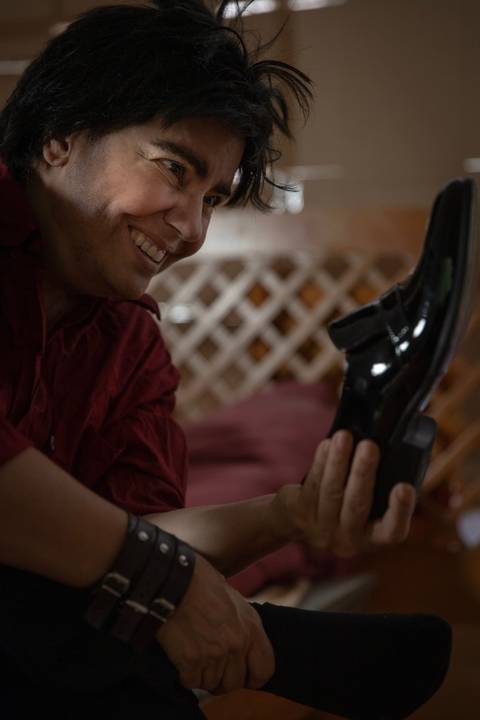 Atriz Maiara Magri incorpora personagem de Dois Perdidos em uma Noite Suja em ensaio fotográfico para divulgação do espetáculo'