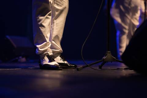 Vocalista em Show da Horário Nobre RetroBand no Teatro UMC-SP'