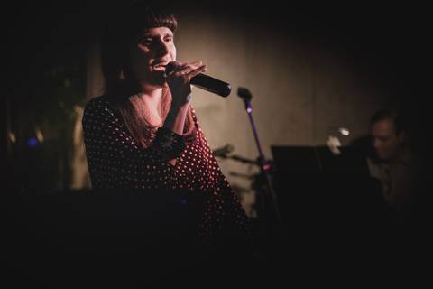 momentos da Performance de alunos na escola Voice no Brooklin SP apresentações artísticas com registro em foto e vídeo profissional
'