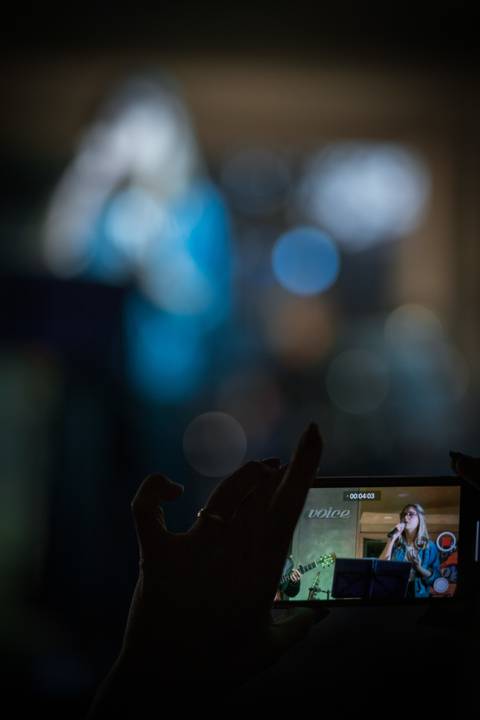momentos da Performance de alunos na escola Voice no Brooklin SP apresentações artísticas com registro em foto e vídeo profissional
'
