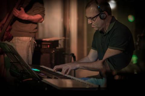 momentos da Performance de alunos na escola Voice no Brooklin SP apresentações artísticas com registro em foto e vídeo profissional
'