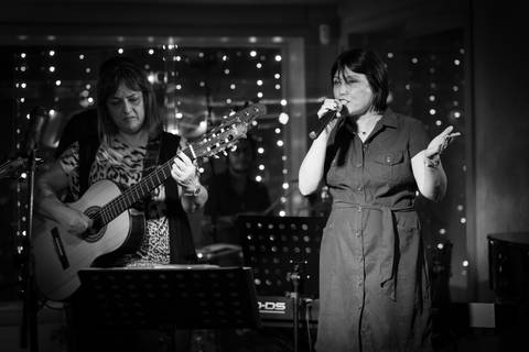 momentos da Performance de alunos na escola Voice no Brooklin SP apresentações artísticas com registro em foto e vídeo profissional
'