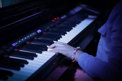 momentos da Prática de Banda dos alunos na escola Voice no Brooklin SP apresentações artísticas com registro em foto e vídeo profissional
'