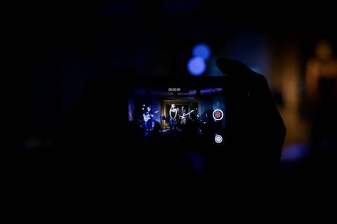 momentos da Prática de Banda dos alunos na escola Voice no Brooklin SP apresentações artísticas com registro em foto e vídeo profissional
'