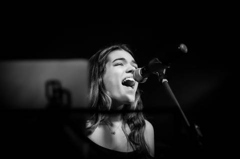 momentos da Prática de Banda dos alunos na escola Voice no Brooklin SP apresentações artísticas com registro em foto e vídeo profissional
'