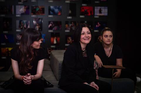 Show Pedindo Bis com Simone Gutierrez no Teatro Porto seguro'