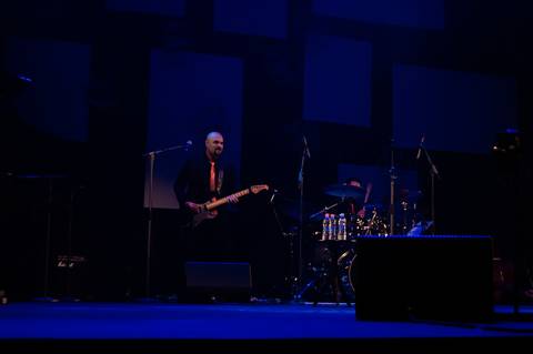 Show Pedindo Bis com Simone Gutierrez no Teatro Porto seguro'