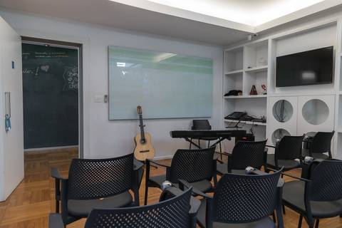 Registro fotográfico da estrutura da Escola Voice, no Brooklin.'