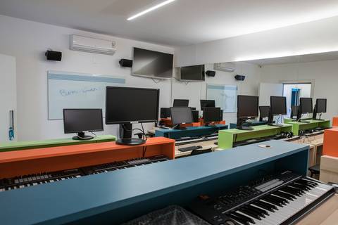 Registro fotográfico da estrutura da Escola Voice, no Brooklin.'