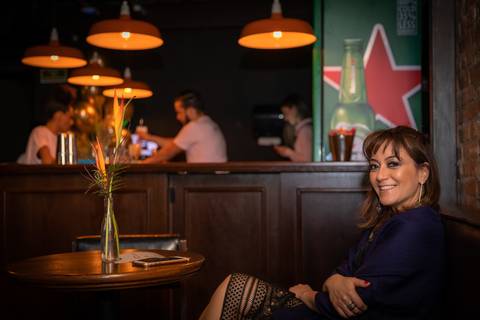 aniversario de 40 anos Karina no Whiplash Bar nos Jardim com Música ao Vivo'