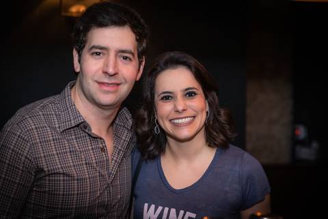 aniversario de 40 anos Karina no Whiplash Bar nos Jardim com Música ao Vivo'