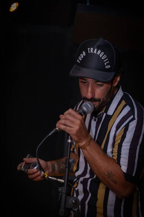 aniversario de 40 anos Karina no Whiplash Bar nos Jardim com Música ao Vivo'