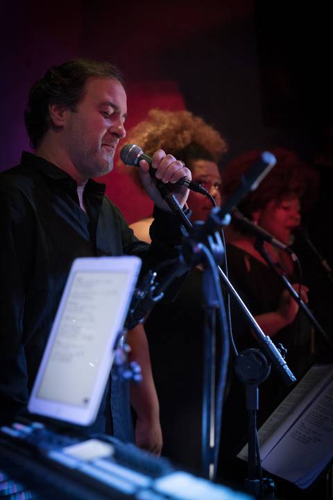 Show Flavio Arruda Canta Stevie Wonder e George Benson no Raiz Bar SP'