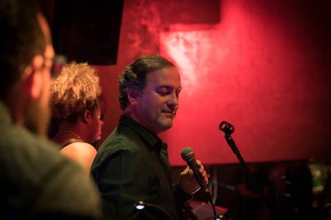 Show Flavio Arruda Canta Stevie Wonder e George Benson no Raiz Bar SP'