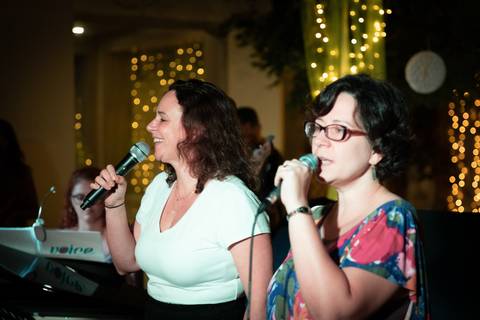 momentos do sarau voice na escola Voice no Brooklin SP apresentações artísticas com registro em foto e vídeo profissional
'