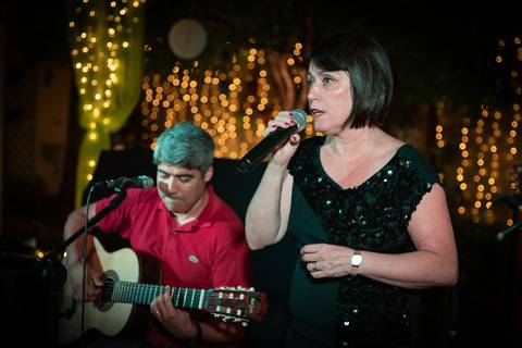 momentos do sarau voice na escola Voice no Brooklin SP apresentações artísticas com registro em foto e vídeo profissional
'