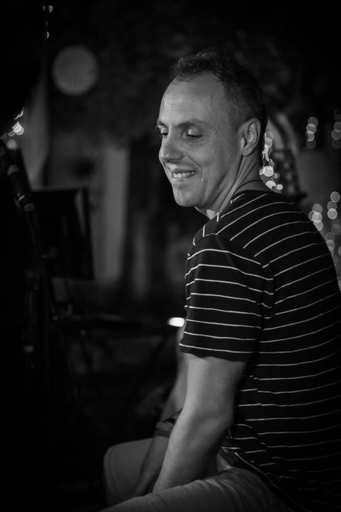 momentos do sarau voice na escola Voice no Brooklin SP apresentações artísticas com registro em foto e vídeo profissional
'