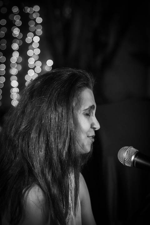 momentos do sarau voice na escola Voice no Brooklin SP apresentações artísticas com registro em foto e vídeo profissional
'