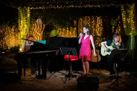 momentos do sarau voice na escola Voice no Brooklin SP apresentações artísticas com registro em foto e vídeo profissional
'