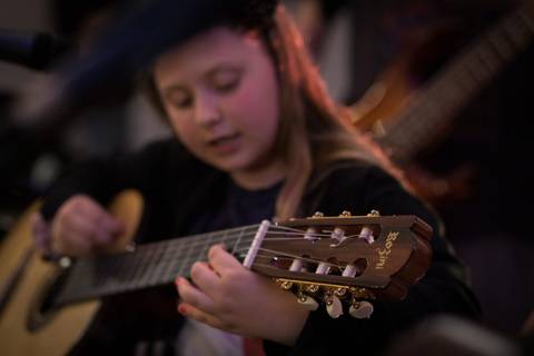 momentos do sarau voice na escola Voice no Brooklin SP apresentações artísticas com registro em foto e vídeo profissional
'