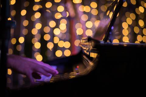 momentos do sarau voice na escola Voice no Brooklin SP apresentações artísticas com registro em foto e vídeo profissional
'