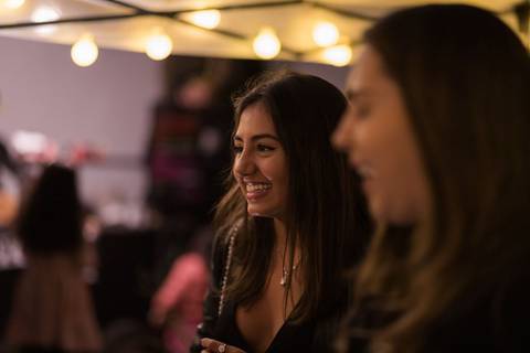 momentos do sarau voice na escola Voice no Brooklin SP apresentações artísticas com registro em foto e vídeo profissional
'