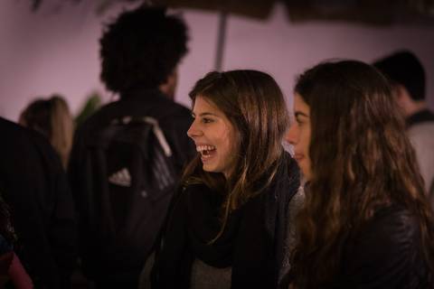 momentos do sarau voice na escola Voice no Brooklin SP apresentações artísticas com registro em foto e vídeo profissional
'