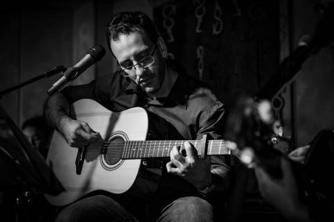 momentos do sarau voice na escola Voice no Brooklin SP apresentações artísticas com registro em foto e vídeo profissional
'