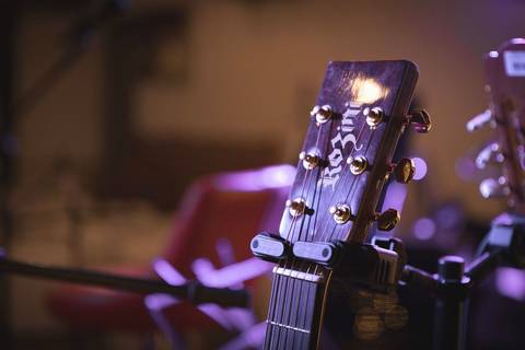 momentos do sarau voice na escola Voice no Brooklin SP apresentações artísticas com registro em foto e vídeo profissional
'