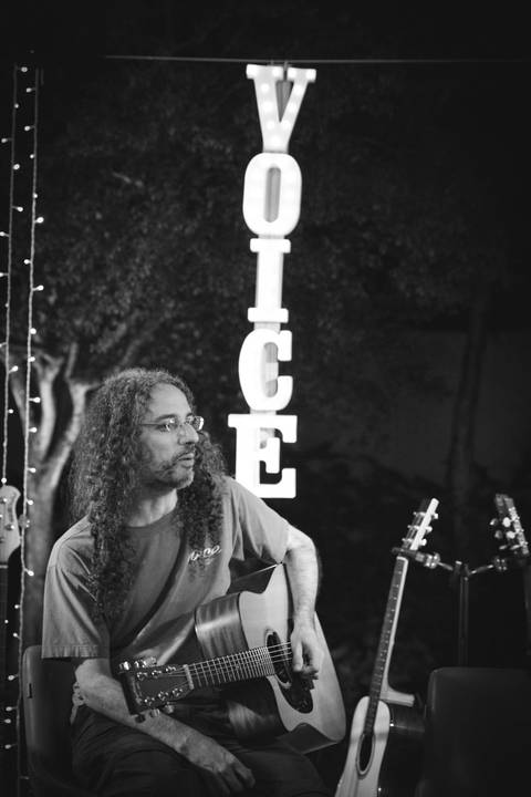 momentos do sarau voice na escola Voice no Brooklin SP apresentações artísticas com registro em foto e vídeo profissional
'