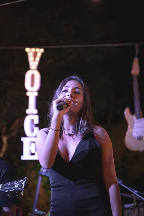 momentos do sarau voice na escola Voice no Brooklin SP apresentações artísticas com registro em foto e vídeo profissional
'