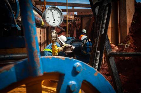 Registro das etapas de Obra de Perfuração Horizontal Direcional, HDD, para uso em material de comunicação e relatórios internos da Empresa
'