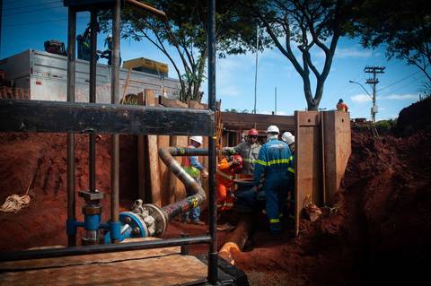 Registro das etapas de Obra de Perfuração Horizontal Direcional, HDD, para uso em material de comunicação e relatórios internos da Empresa
'