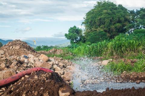 Registro das etapas de Obra de Perfuração Horizontal Direcional, HDD, para uso em material de comunicação e relatórios internos da Empresa
'