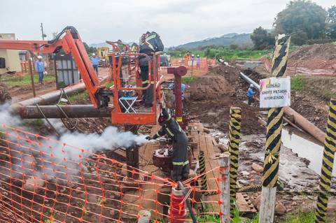 Registro das etapas de Obra de Perfuração Horizontal Direcional, HDD, para uso em material de comunicação e relatórios internos da Empresa
'