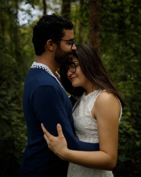 ideia pose ensaio casal'