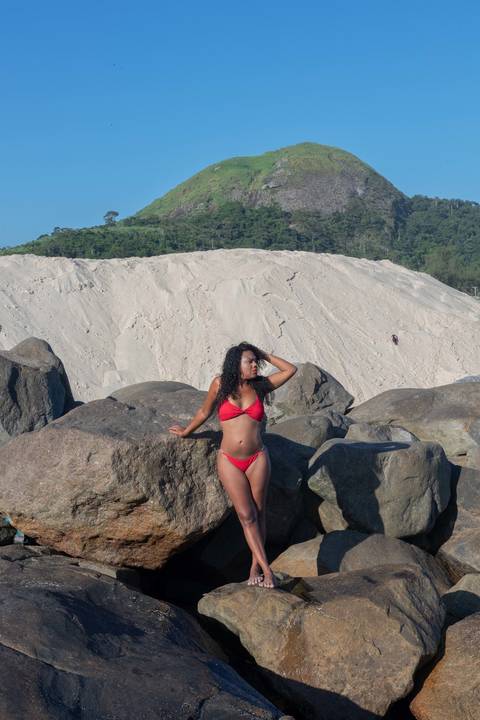 Ensaio feminino na Praia da Macumba, Recreio dos Bandeirantes - RJ.
Modelo Bianca Terra.'