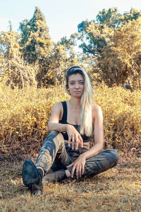 Ensaio feminino no Bosque da Barra, feito na Barra da Tijuca - RJ.
Modelo Larissa Generoso.'
