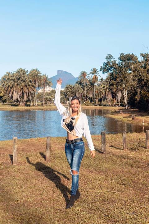 Ensaio feminino no Bosque da Barra, feito na Barra da Tijuca - RJ.
Modelo Larissa Generoso.'