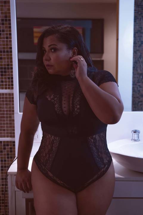Ensaio sensual feminino feito no hotel corinto, tijuca. RJ.
Modelo Joice Cesar.'
