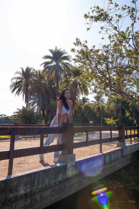 Ensaio sensual feminino no bosque da barra rj'