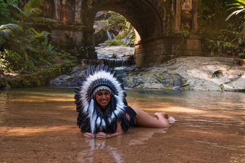 Ensaio feminino de Índia na cachoeira
Floresta da Tijuca - Rio de Janeiro
Fotos de índia da cachoeira
Ensaio fotográfico na cachoeira'