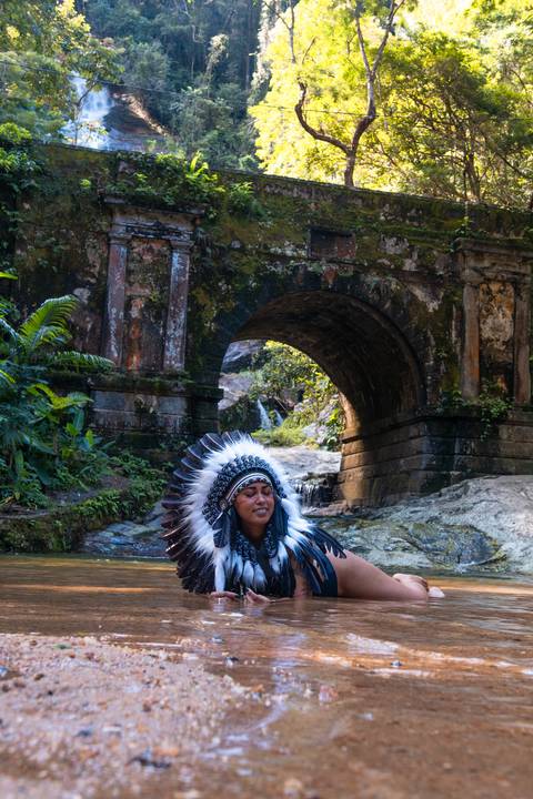 Ensaio feminino de Índia na cachoeira
Floresta da Tijuca - Rio de Janeiro
Fotos de índia da cachoeira
Ensaio fotográfico na cachoeira'