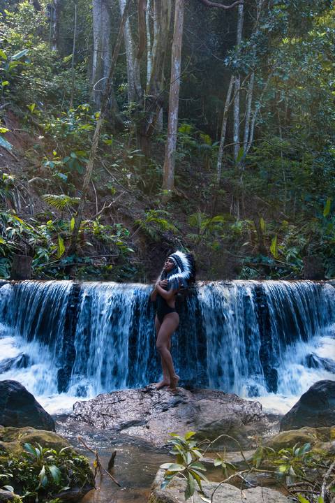 Ensaio feminino de Índia na cachoeira
Floresta da Tijuca - Rio de Janeiro
Fotos de índia da cachoeira
Ensaio fotográfico na cachoeira'