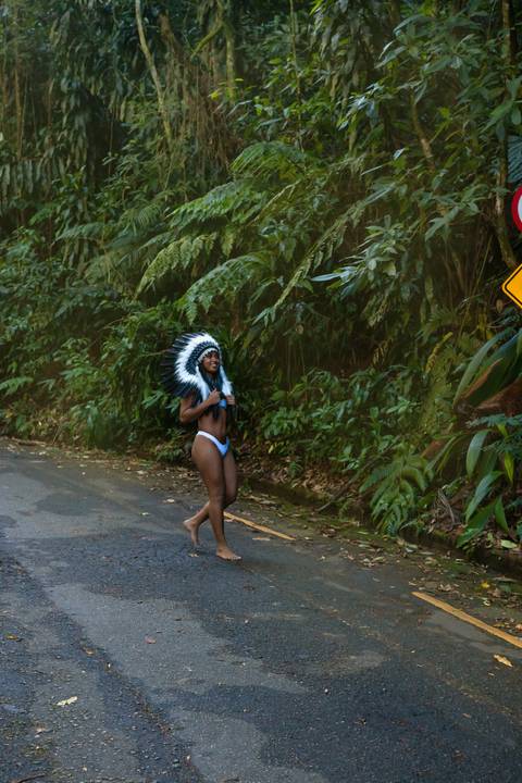 Ensaio feminino de Índia na cachoeira
Floresta da Tijuca - Rio de Janeiro
Fotos de índia da cachoeira
Ensaio fotográfico na cachoeira'