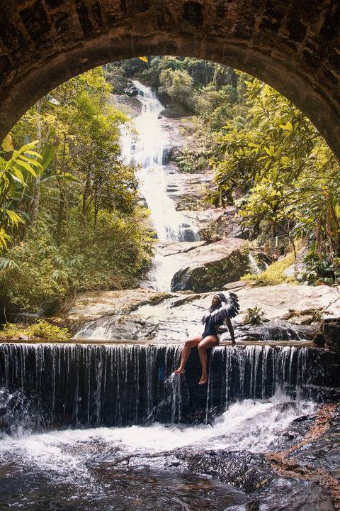 Ensaio feminino de Índia na cachoeira
Floresta da Tijuca - Rio de Janeiro
Fotos de índia da cachoeira
Ensaio fotográfico na cachoeira'
