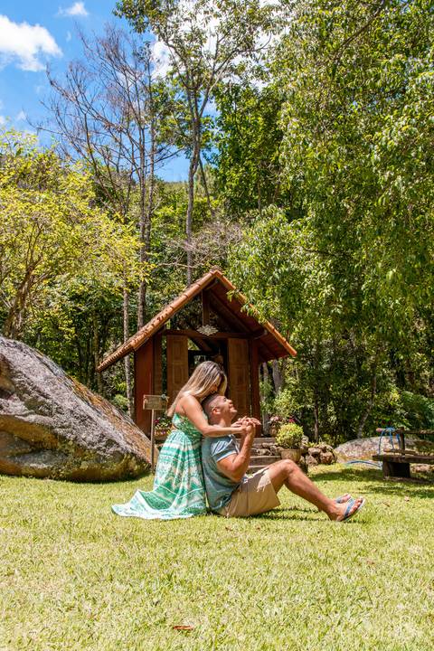 foto-de-casal-externa-pose'