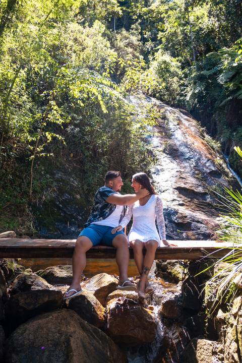 ensaio-casal-itaipava-bluebearcabins-poses-para-foto'