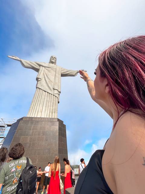 foto-no-cristo-redentor-rj-homenagem-ao-pai'